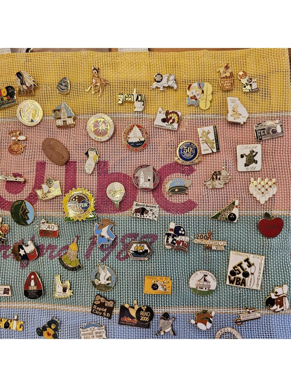 Vintage WBL Bowling Lapel Pin Collection 1987–2007 | 250+ Pins | Hartford Bag - Picture 5 of 15
